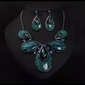 Women’s accessoies